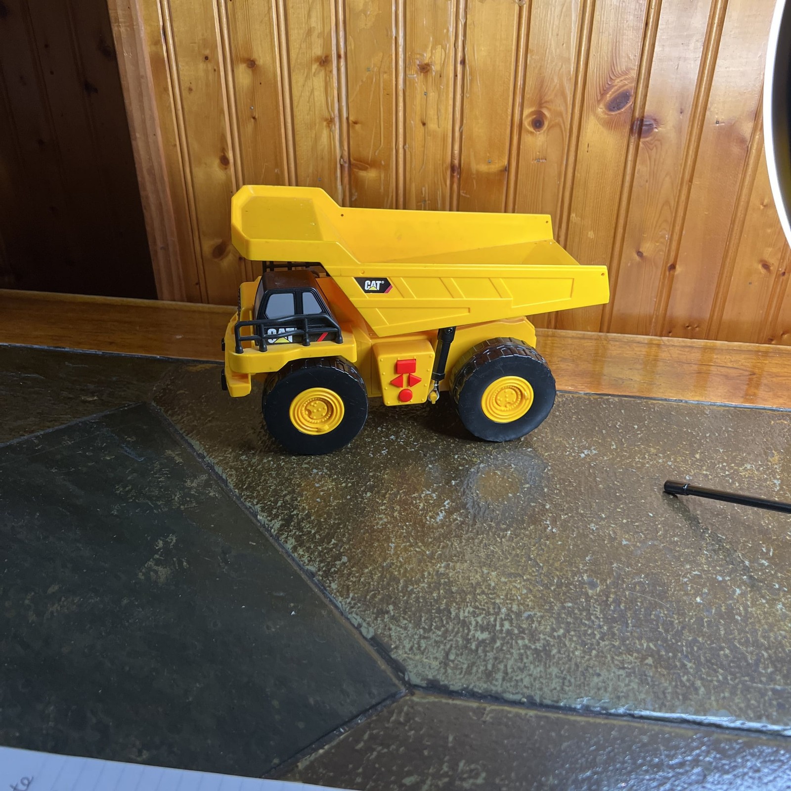 Toy Truck Caterpillar Toy Dump Truck With Wired Remote Control Battery Operated