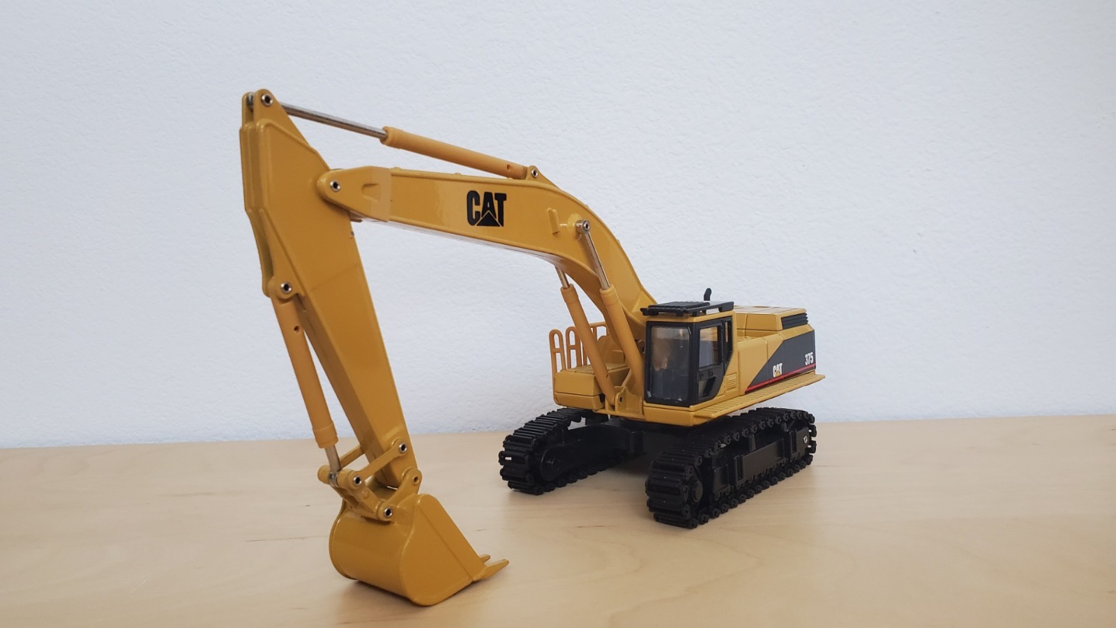 1/50 Joal 189 Cat 375 Excavator