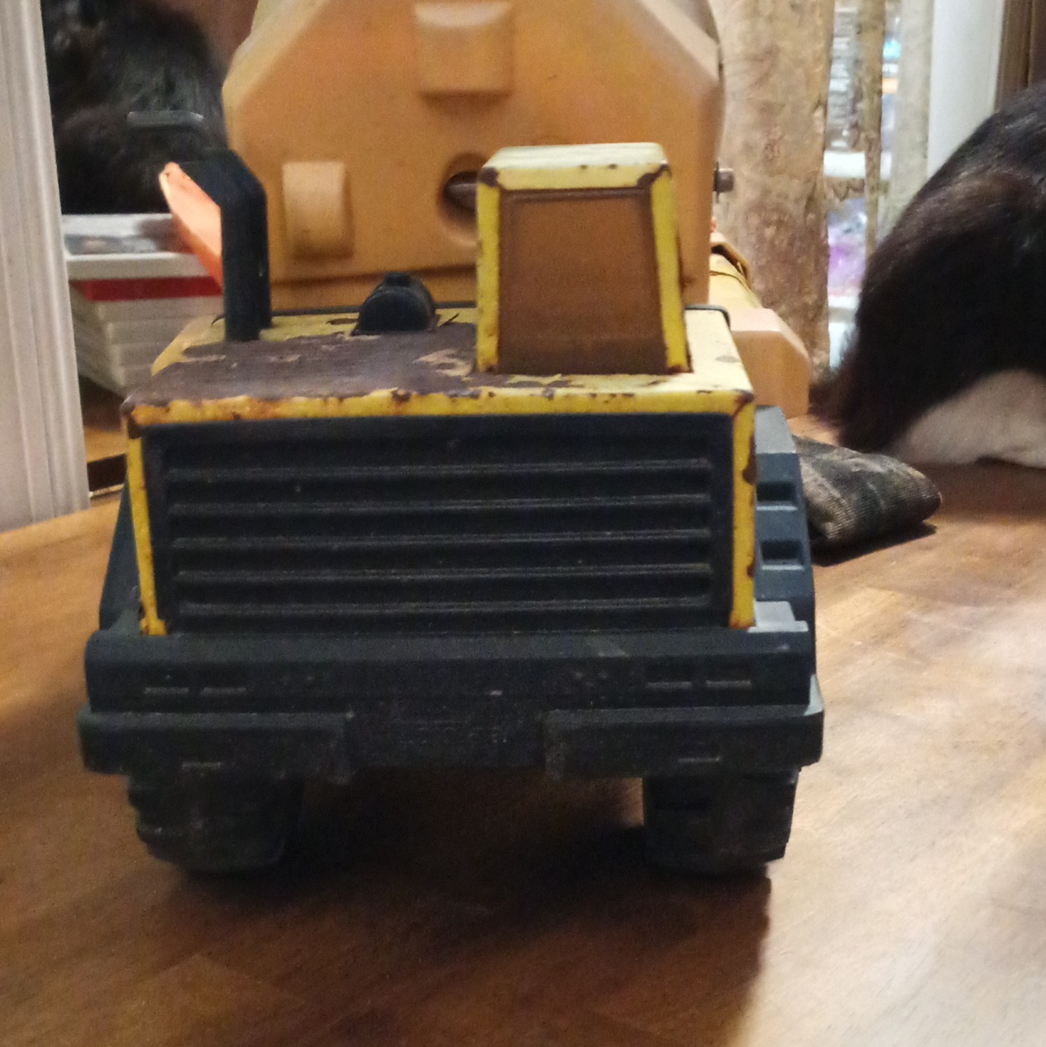 Tonka Turbo-Diesel Cement Mixer Construction Truck, Yellow/Black