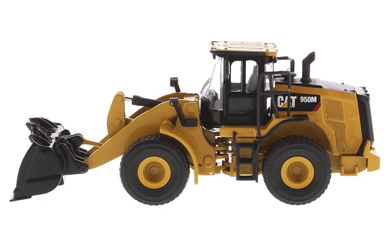 Diecast Masters 85692 1/64 Caterpillar 950M Wheel Loader