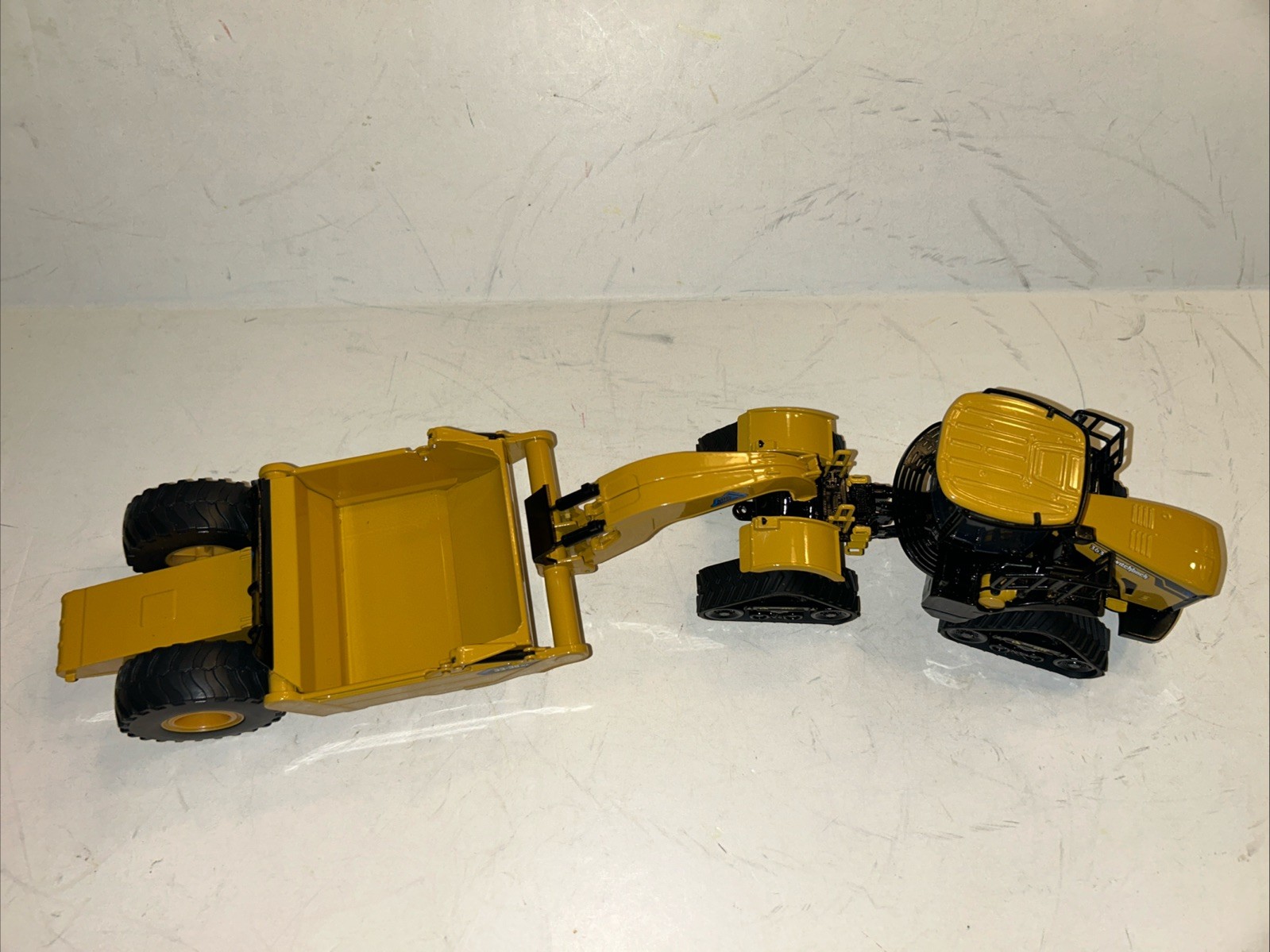 Mobile Track Solutions 3630 Switchback Tractor w/Tracks and 33-38XL Scraper
