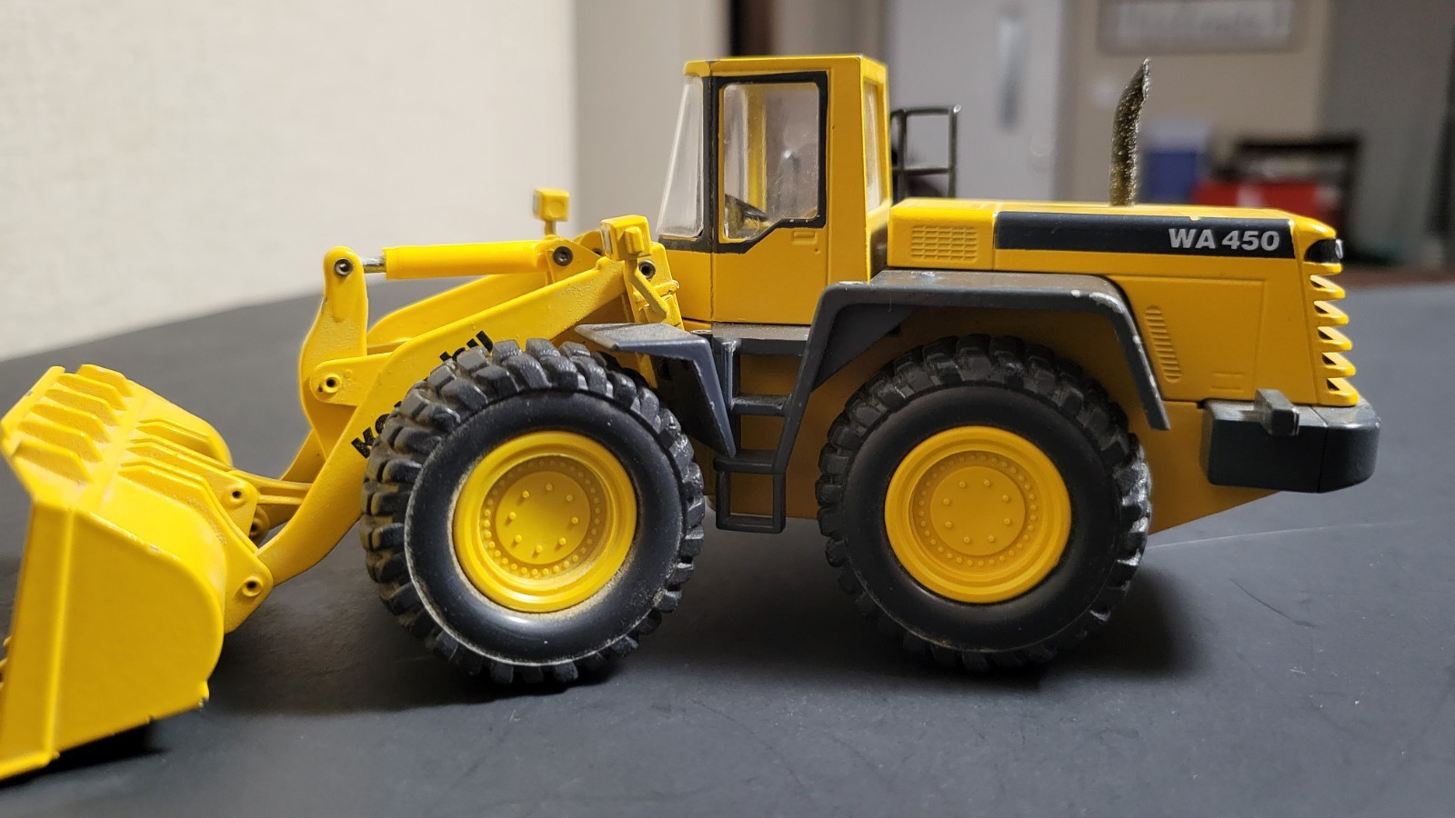 Conrad Model #2424 1:50 Komatsu WA 450 Wheel Loader Construction Equipment VHTF