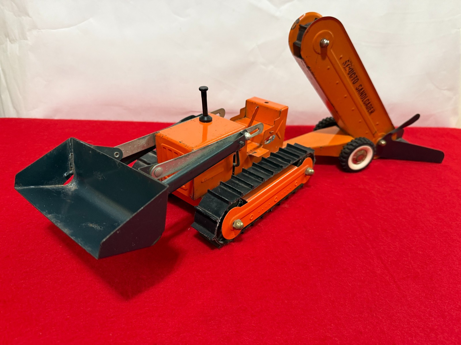 RARE Vtg Structo 1960’s Hi-Lift Bulldozer & Sandloader Pressed Steel Made in USA