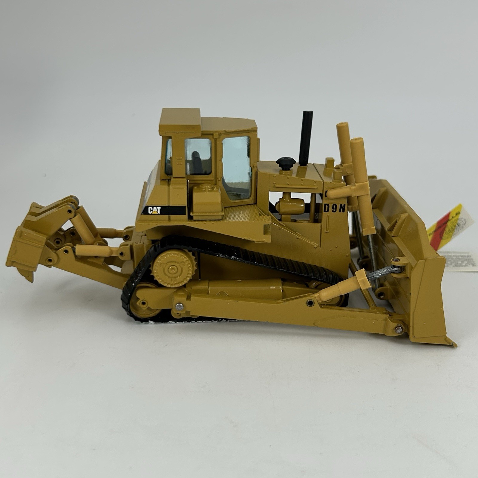 NZG Model No. 298 Caterpillar D9N Bulldozer Tractor 1:50 Scale IN BOX