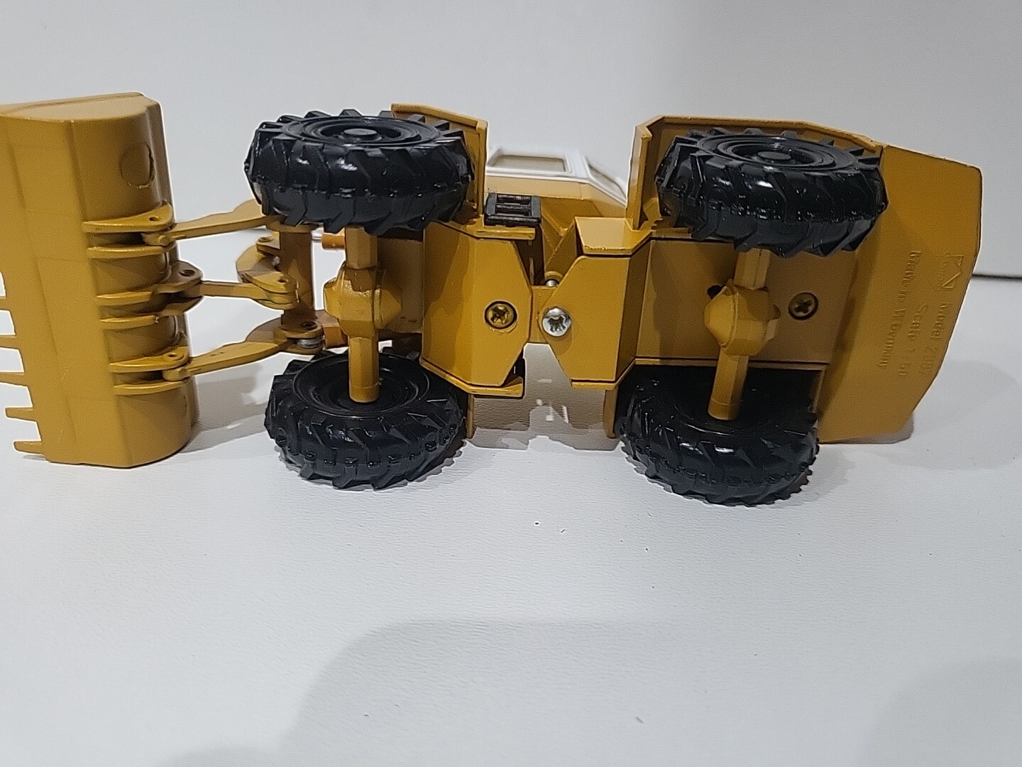 Liebherr 531 Conrad 2887 1/50 Scale Charger