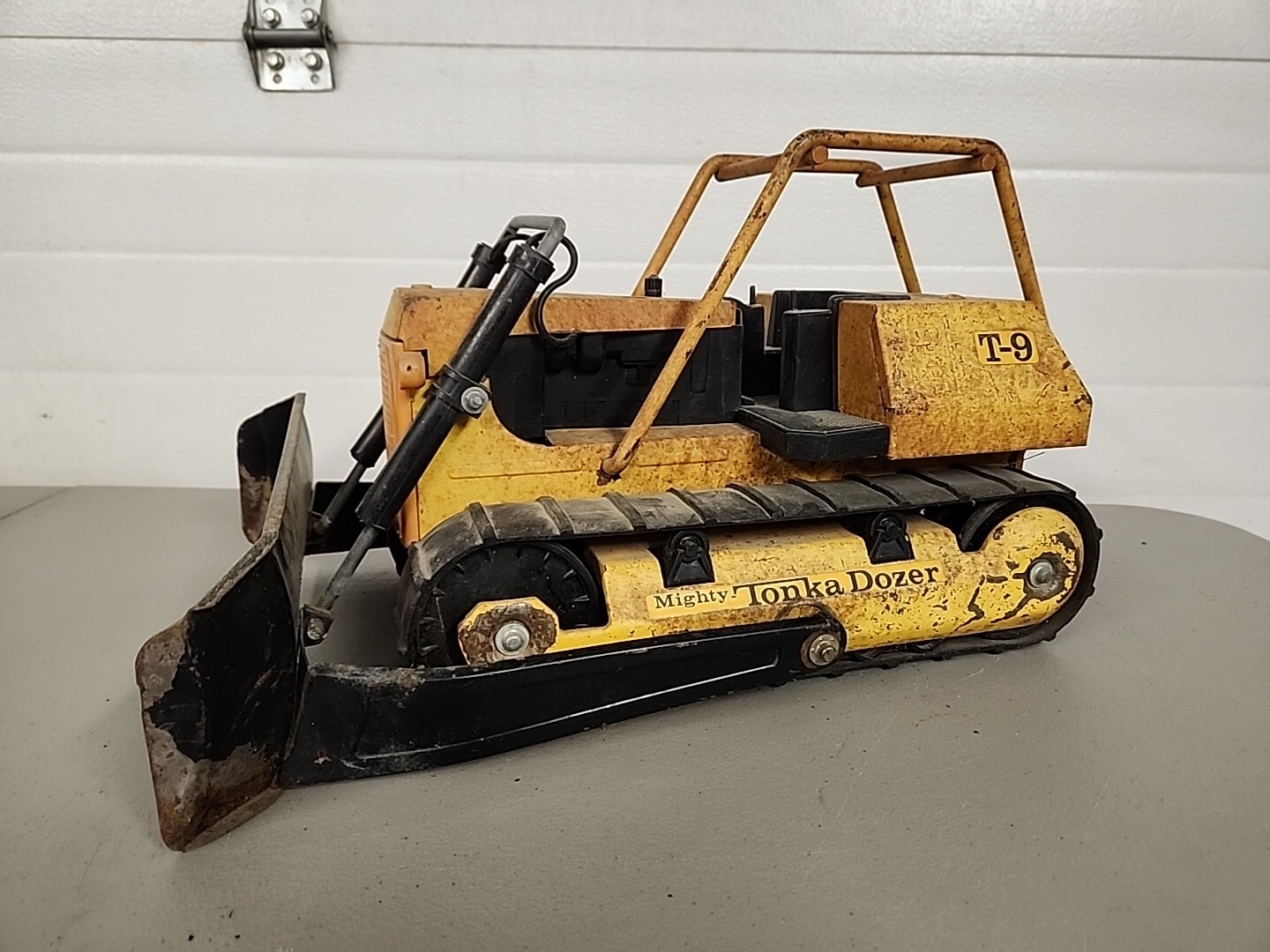 Vintage Mighty Tonka Dozer T-9
