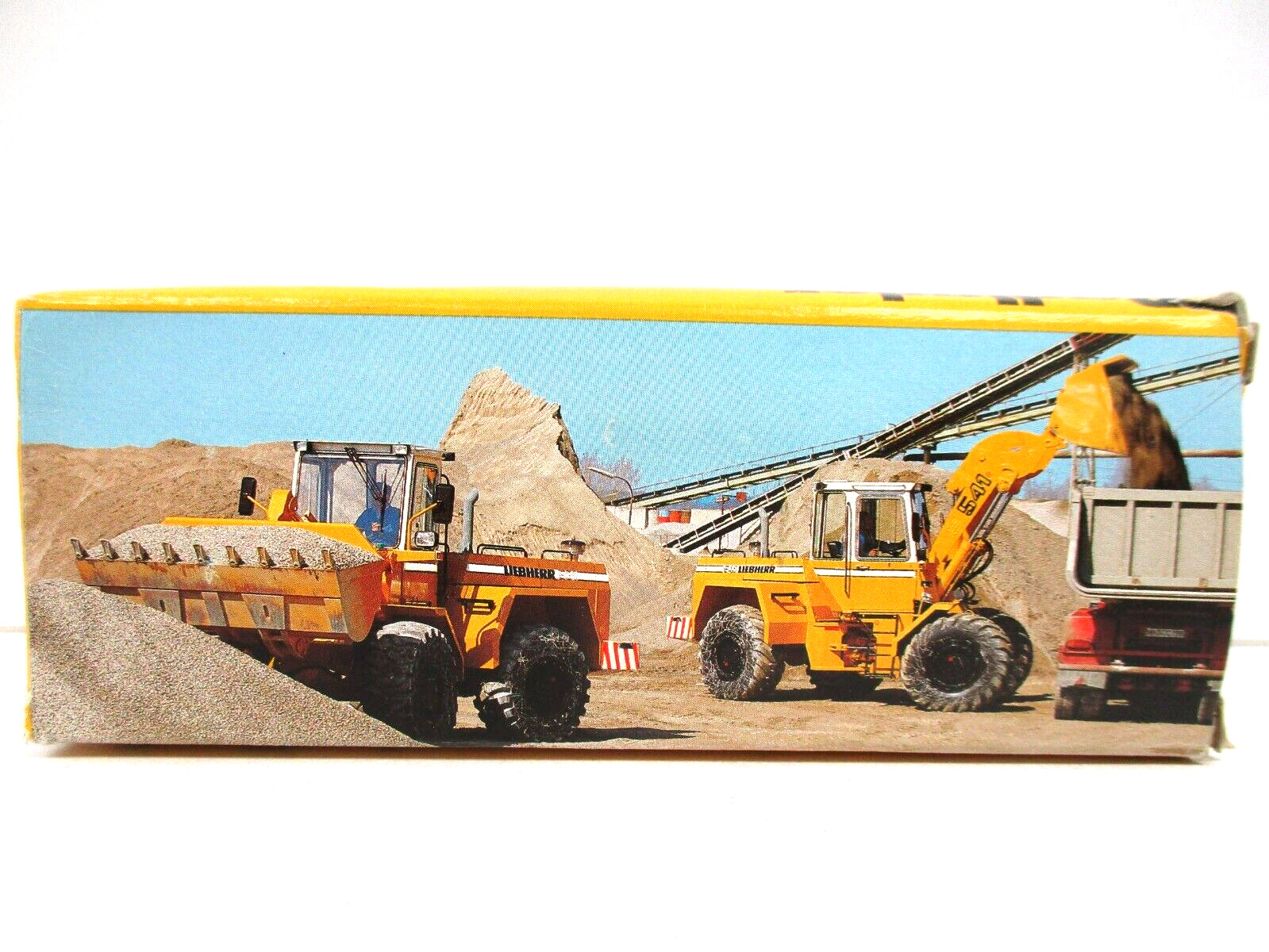 CONRAD – LIEBHERR L 531 WHEEL LOADER – 1/50 DIECAST