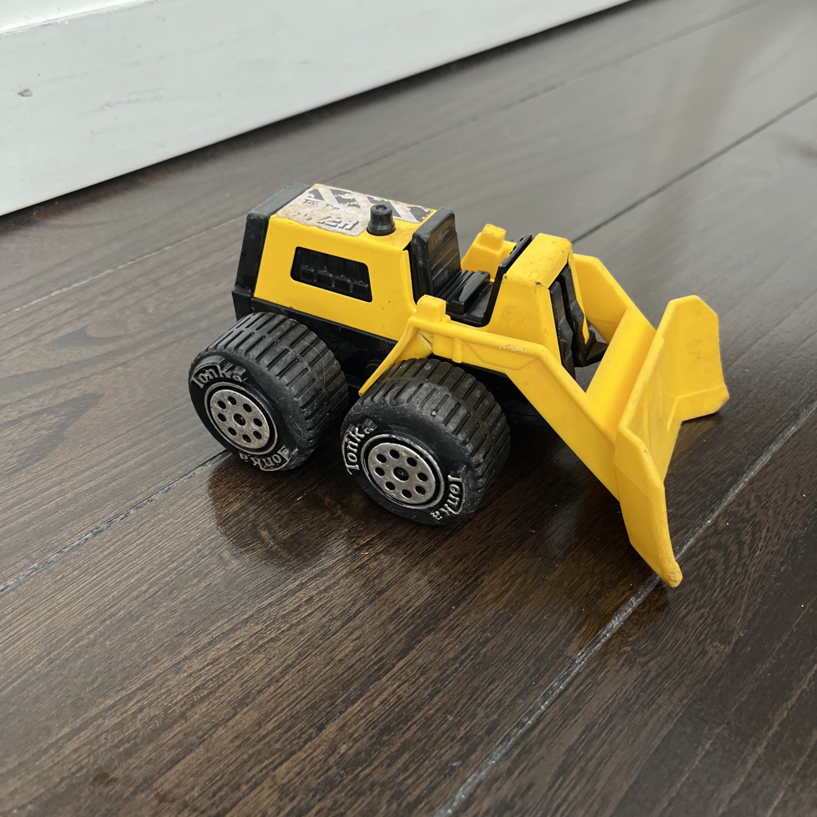 TONKA Earth Mover Loader Made With Steel 1990’s. As Is.