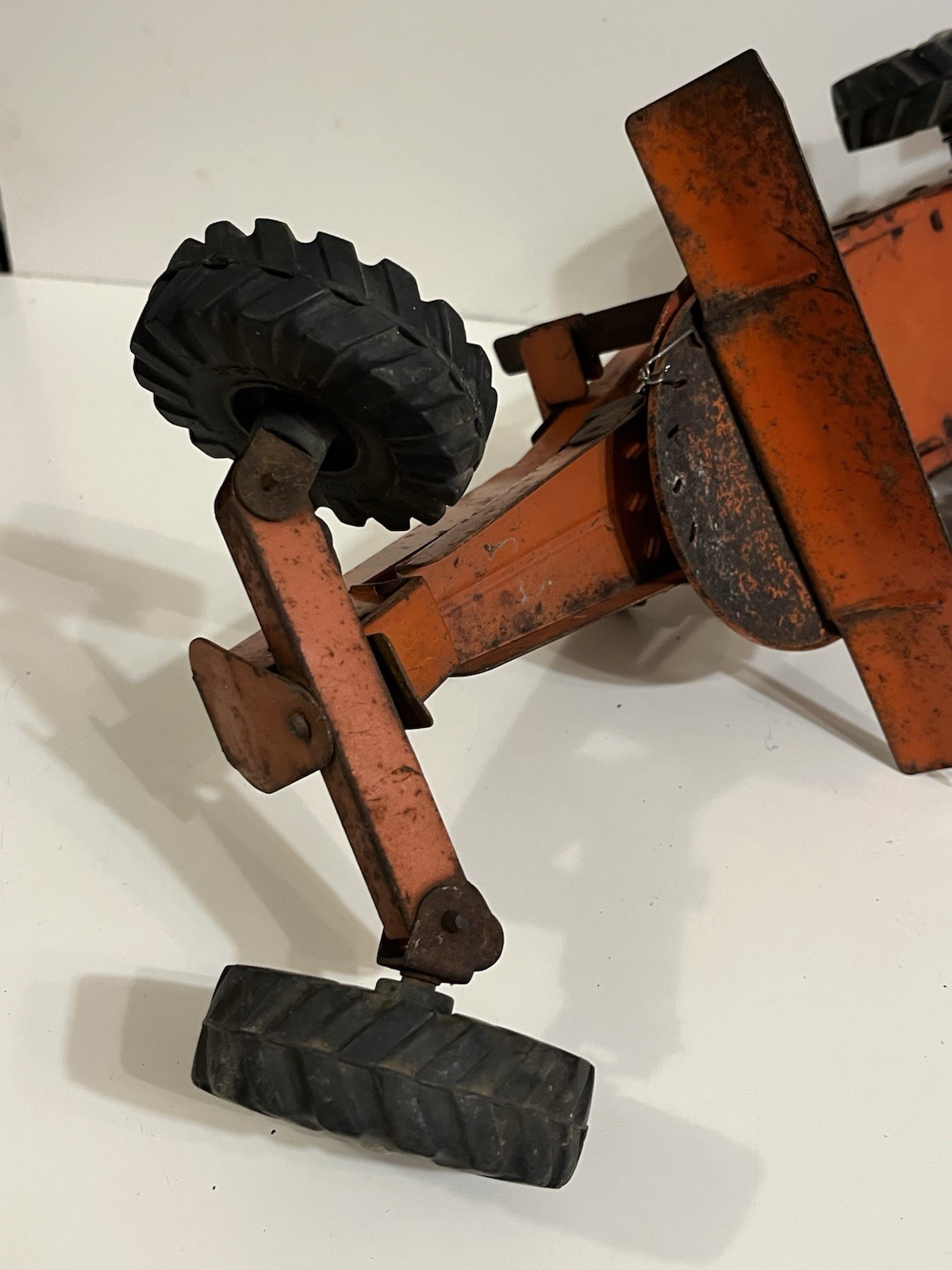 Vintage 1940’s Pressed Steel Wyandotte Power Grader With Original Tires