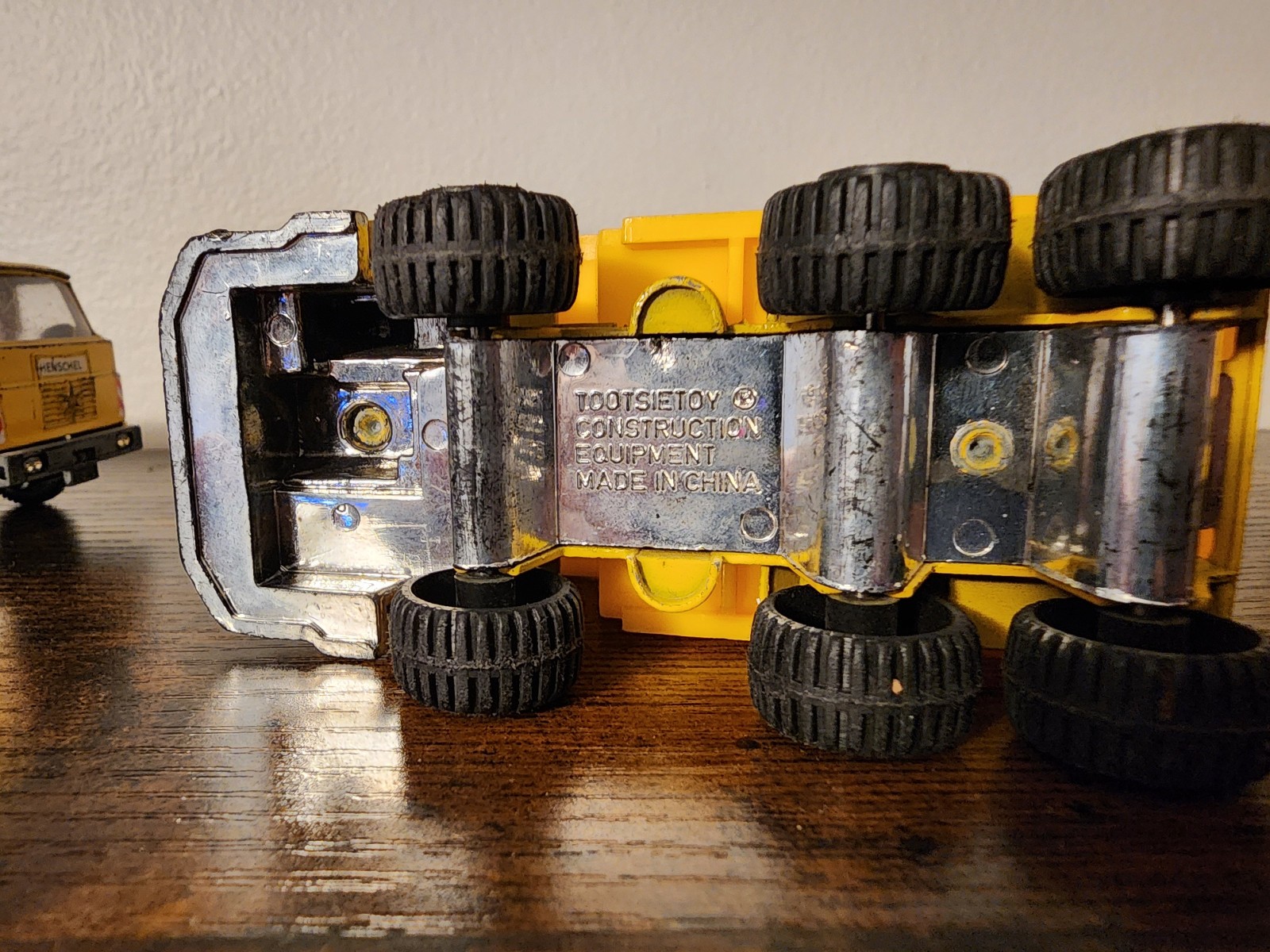 VTG TOOTSIE TOY Construction Dump haul Truck Die-Cast
