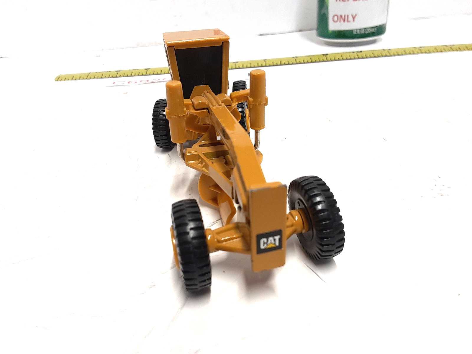 CAT Articulated Motorgrader Model 12G Scale 1:64 Die-cast ERTL, No Box…