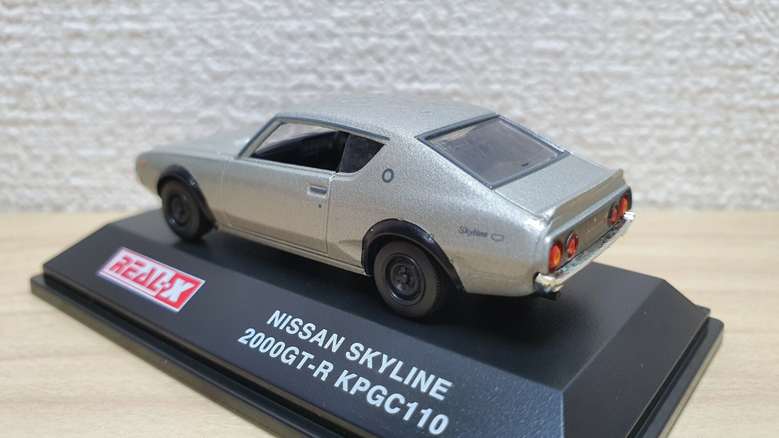 1/72 Real-X NISSAN SKYLINE 2000GT-R KPGC110 KENMERI SILVER diecast car model