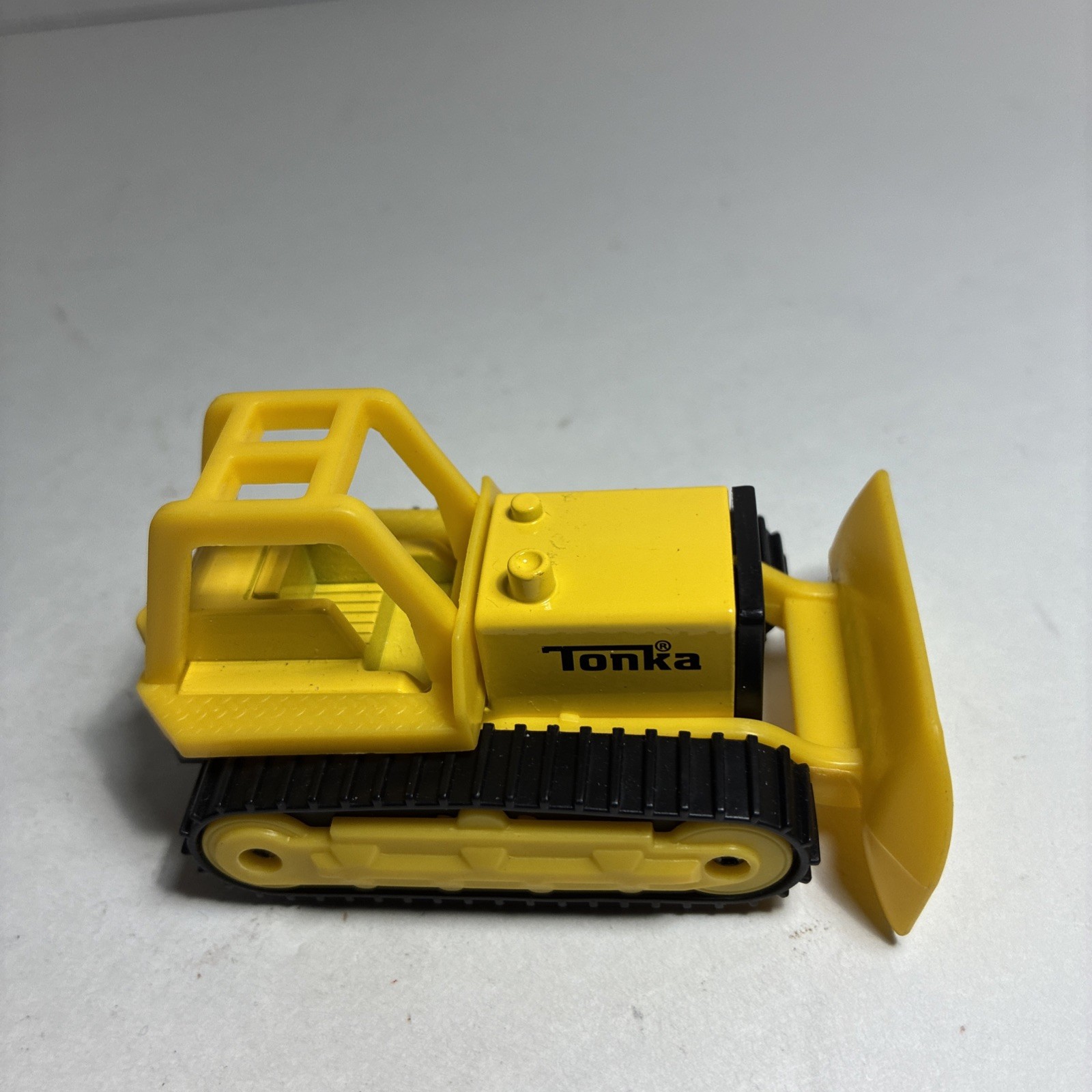 2020 Hasbro Tonka Metal Bulldozer 3″ Basic Fun Construction Toy