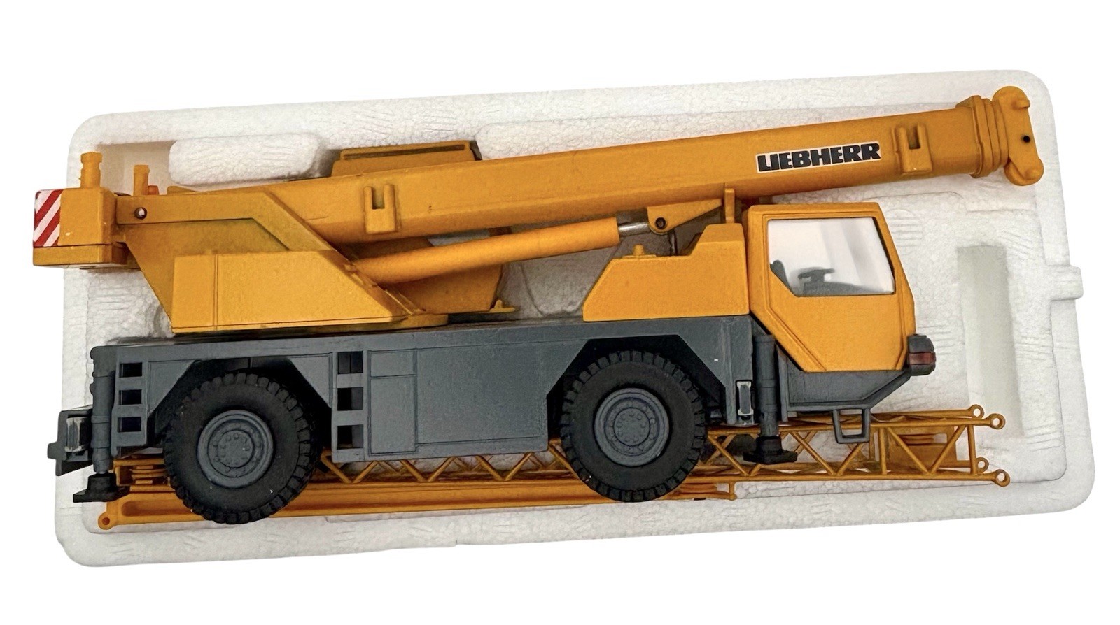 Conrad 2088 Liebherr LTM 1030/2 1:50 Diecast Mobile Crane Never Displayed MINT