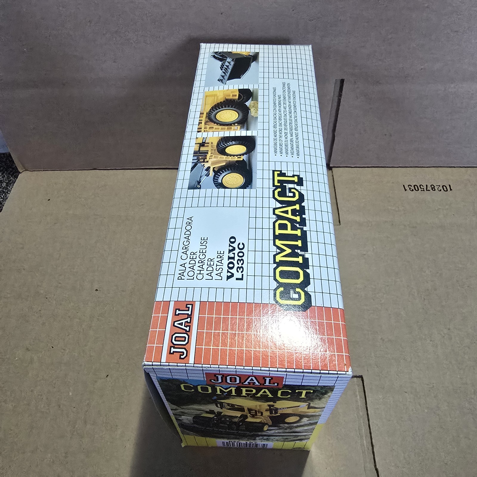 JOAL 197 VOLVO L-330C WHEEL LOADER 1:50 SCALE N.I.B.