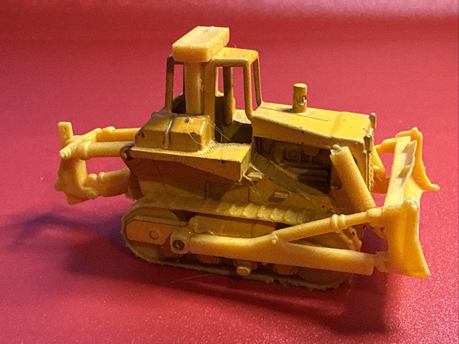 Zee Toys Zylmex P378 Yellow Bulldozer Tractor HO Diecast/Plastic CAT Dozer