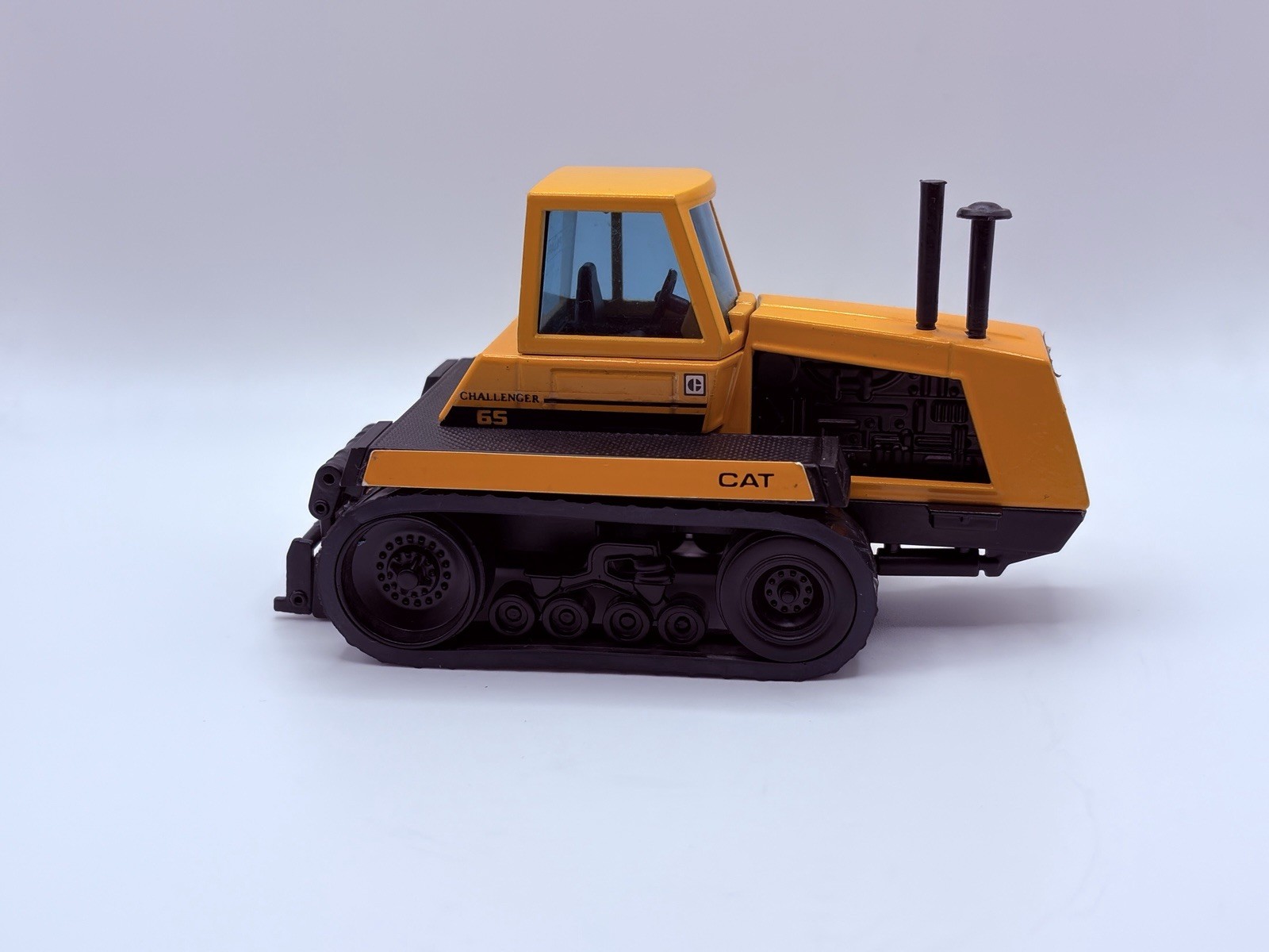 JOAL Caterpillar Cat 233 Challenger 65 – 1:50 Made In Spain