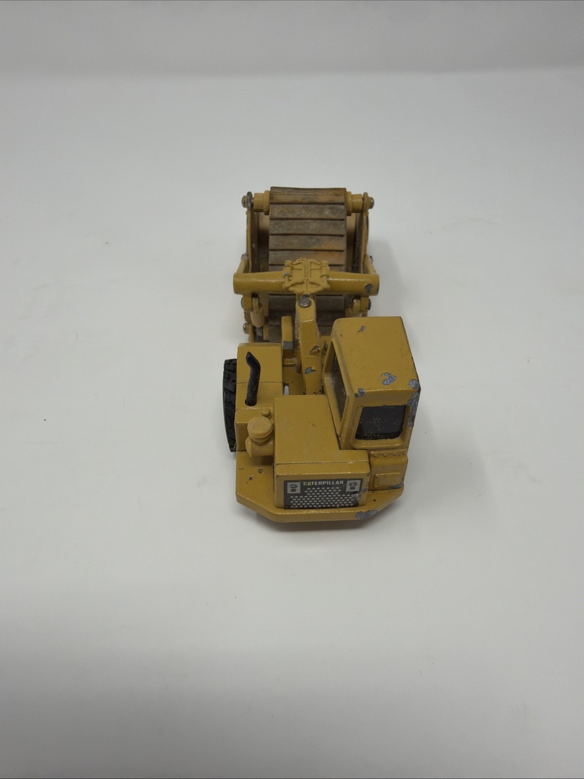 Vintage 1998 Norscot CAT 613C Scraper 1:50 Scale Diecast Vehicle