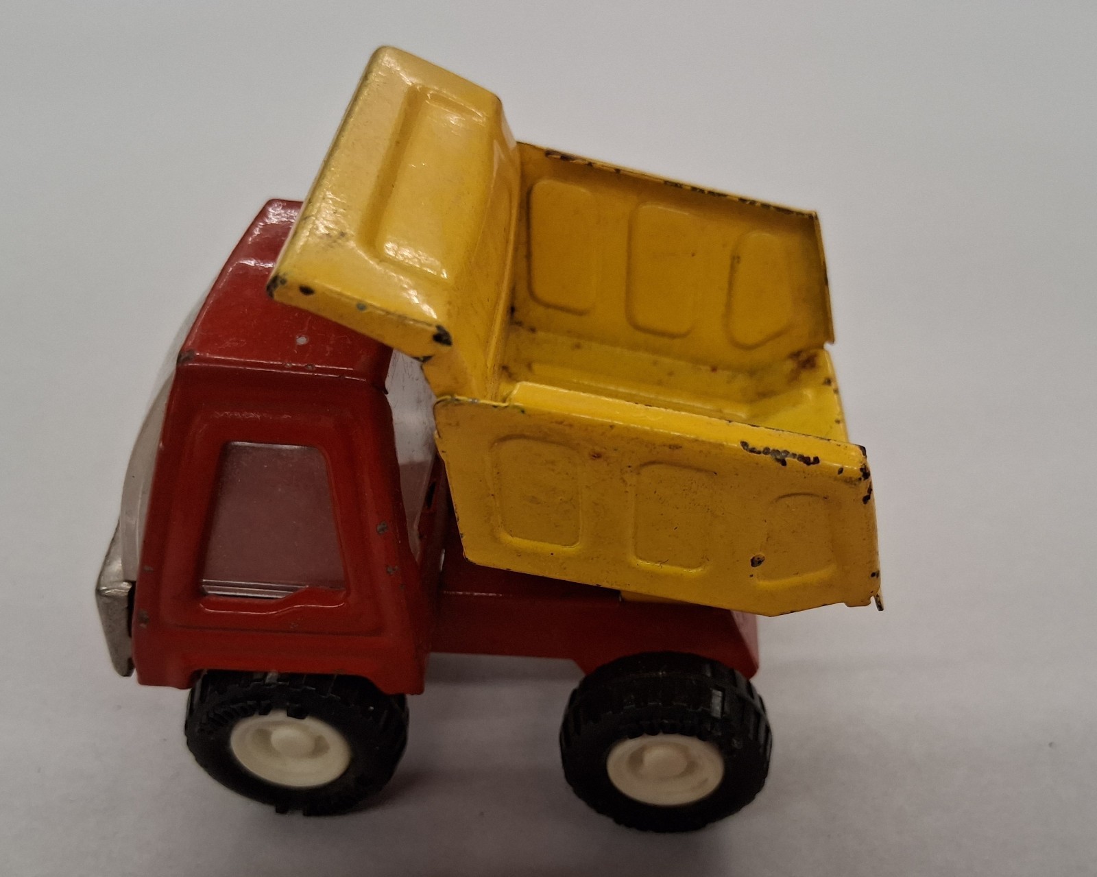 Diecast Dump Truck Toy Red Cab Yellow Bed Construction Vehicle