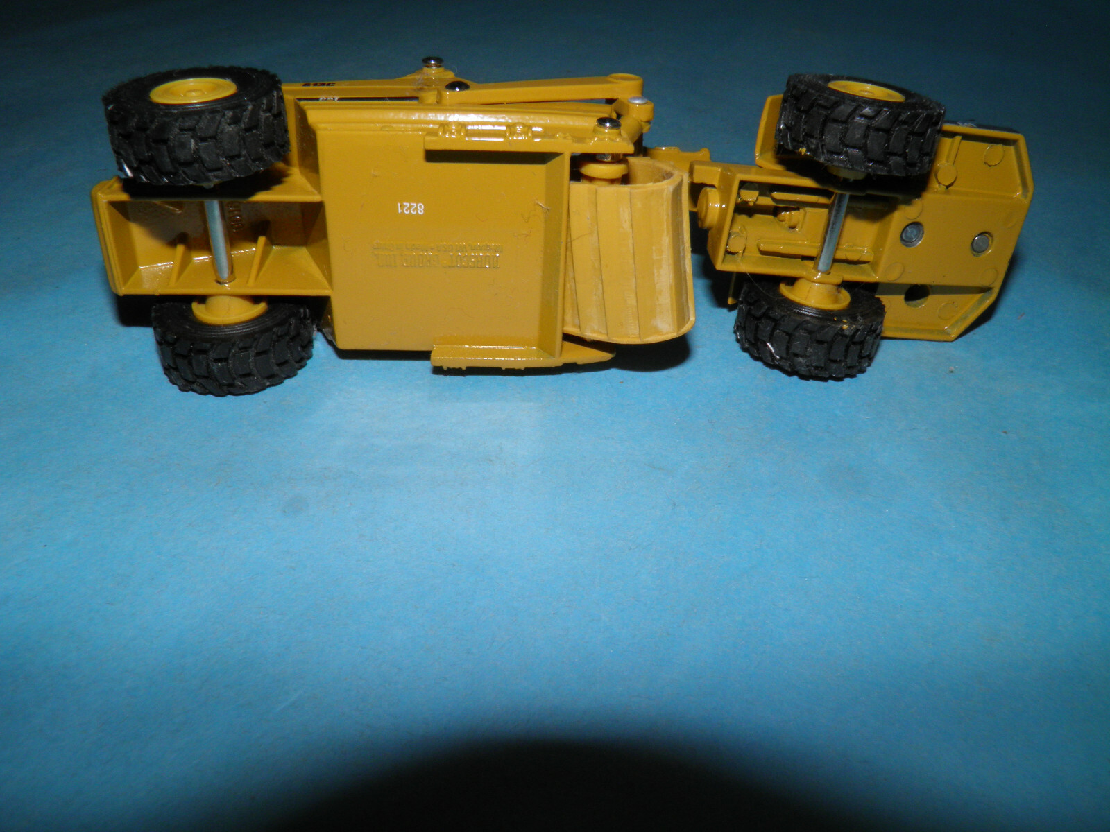 Norscot Group Inc Caterpillar 613C Motor Scraper Die Cast #a