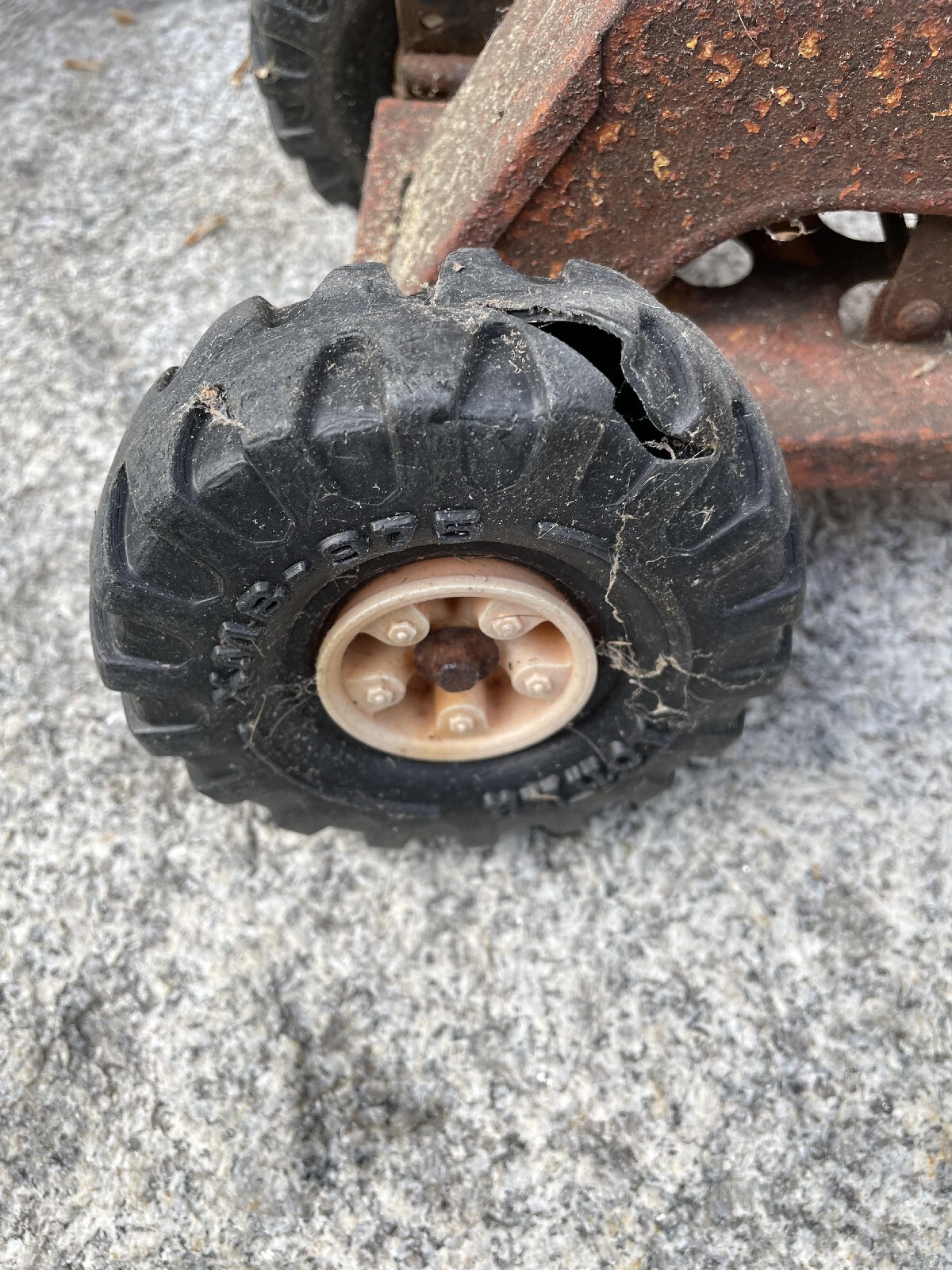 VINTAGE 1970S XMB-975 TONKA MIGHTY ROAD GRADER TOY