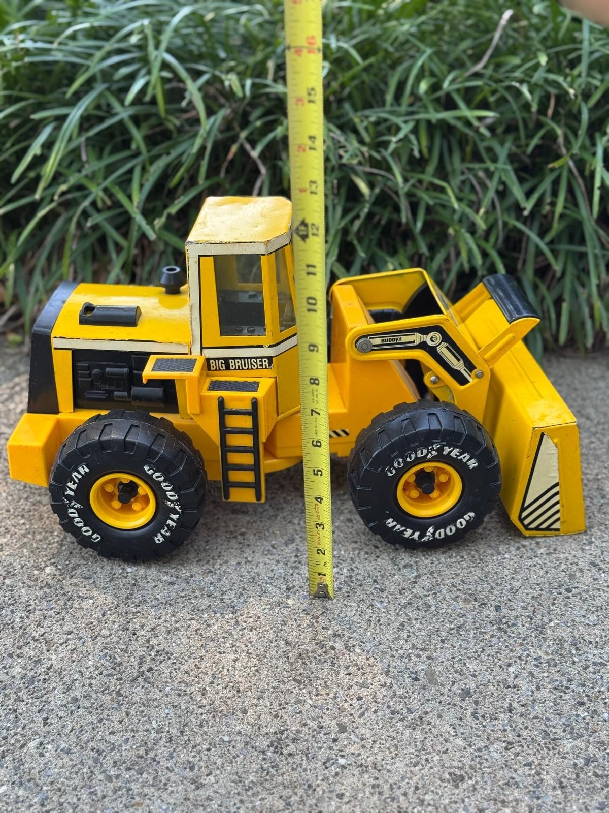 Rare 1992 Buddy L Big Bruiser Front Loader Truck