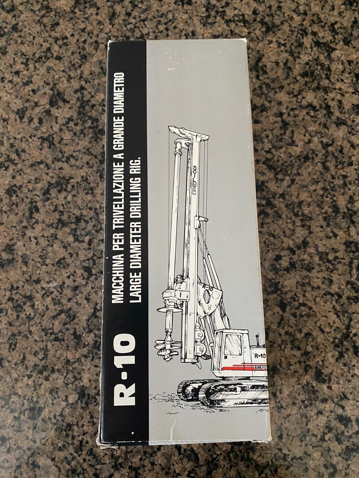 1/50 NZG ART.358 SOILMEC R-10 BLASTHOLE DRILL