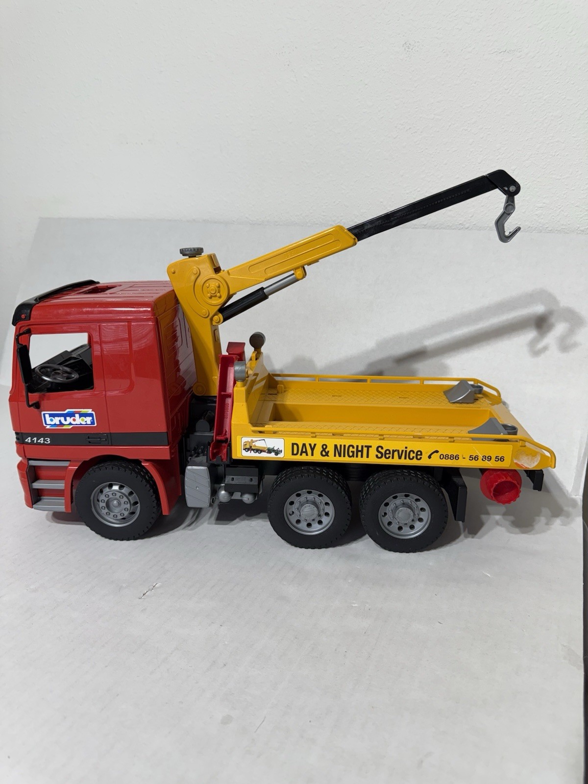 2001 Bruder Day & Night Service Wrecker Tow Truck 19″ Yellow & Red Germany 4143