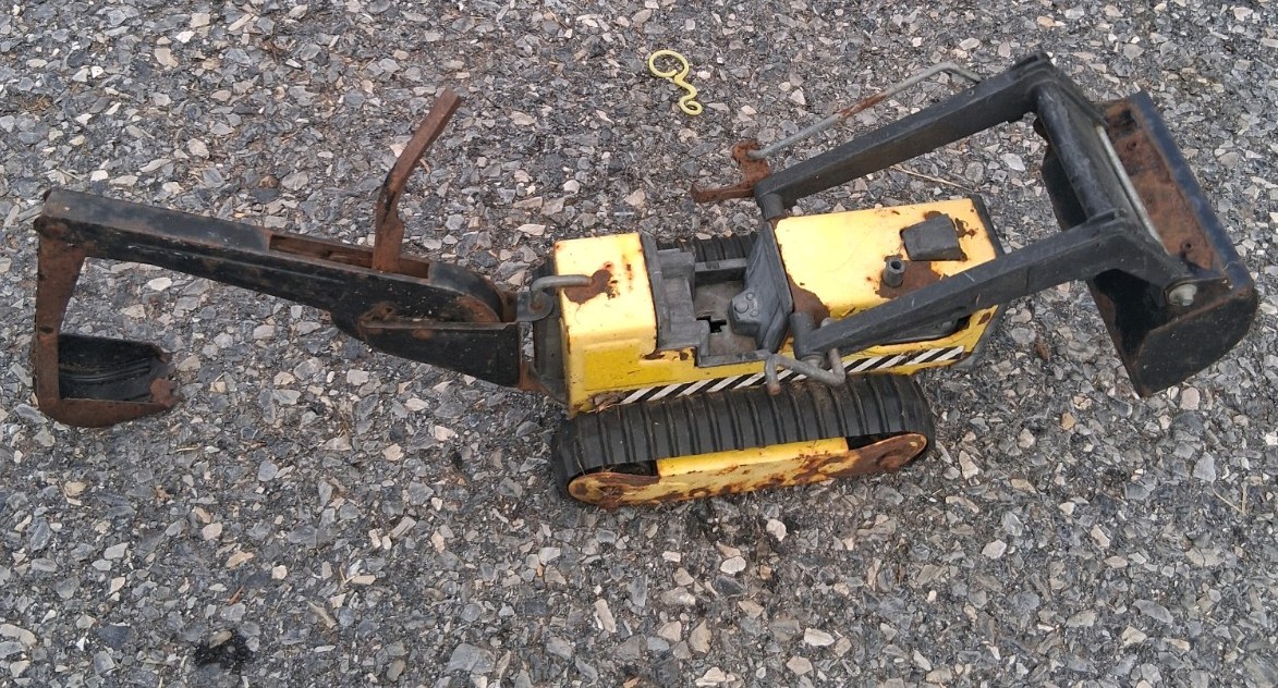 Vintage Tonka Track Loader