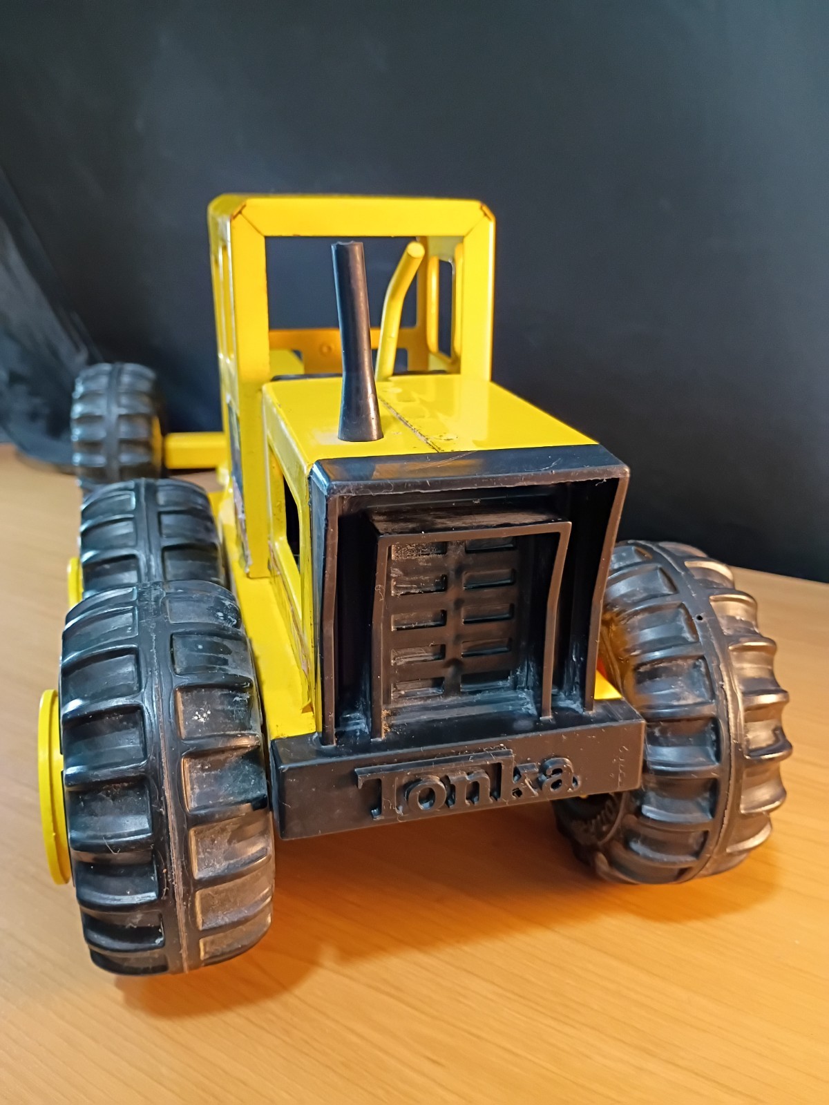 Vintage Tonka Yellow Pressed Metal Toy Construction Road Grader – 17”