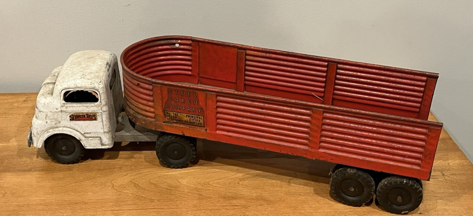 Vintage 1950’s Structo Steel Cargo Company Pressed Steel Semi Truck & Trail (16C