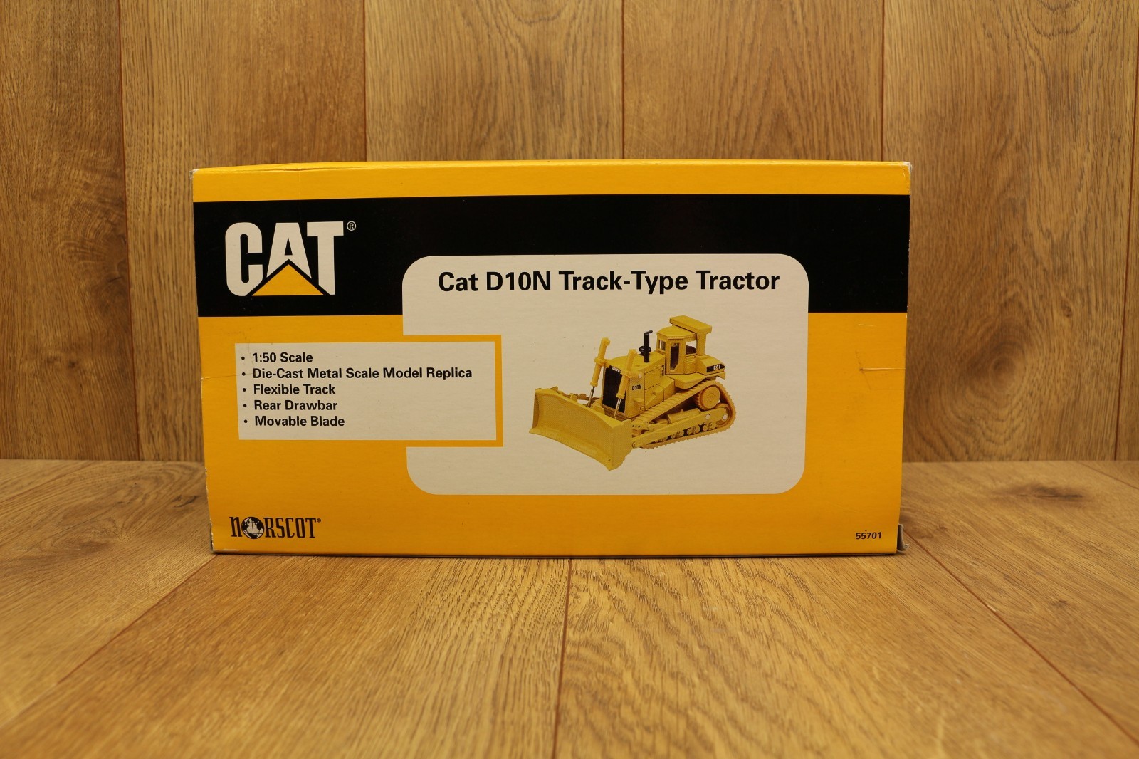 CATERPILLAR Norscot D10N Track-Type Tractor Model # 55701 1:50 Scale Die Cast