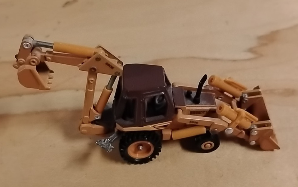 ERTL Case 580E Loader Backhoe, 1/64 Scale, Construction, Collectible