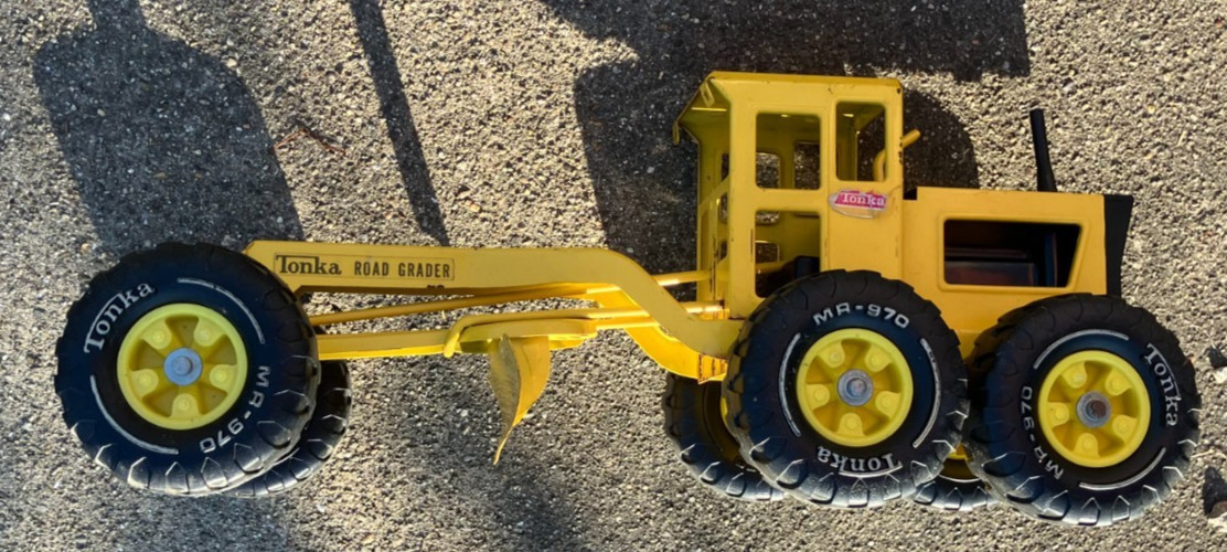 Vintage 1970s Tonka Pressed Steel Road Grader Model 2510 featuring MR-970 tires!