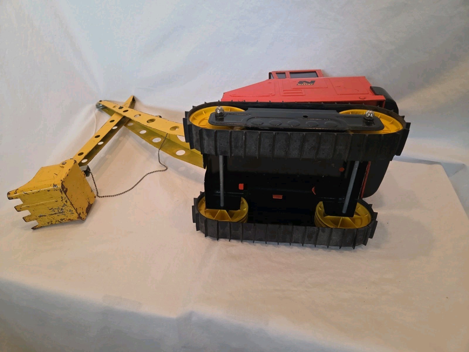 Rare Vintage Nylint Shovel Excavator Pressed Steel Toy 1960’s, Very Goood Condit