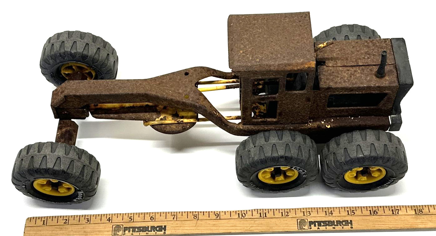 Vintage Tonka Road Grader 1960s? 70’s? Toy Pressed Metal Yellow Approx. 17” Long