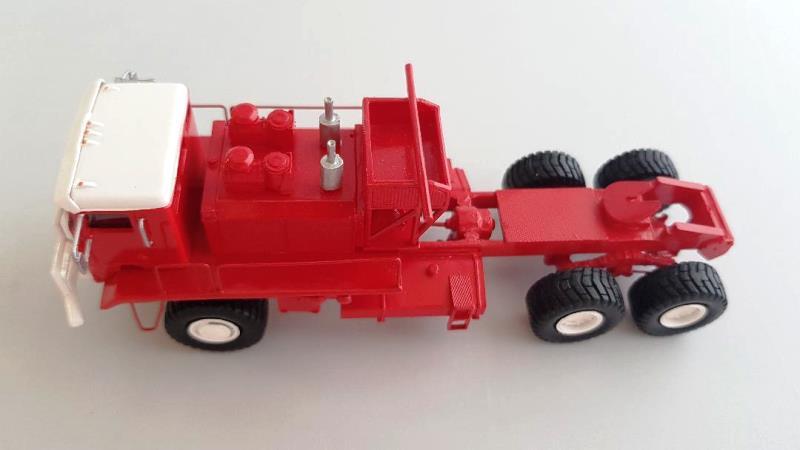 HO 1/87 Kenworth 993 COE Oilfield – RED – Ready Made Resin Model